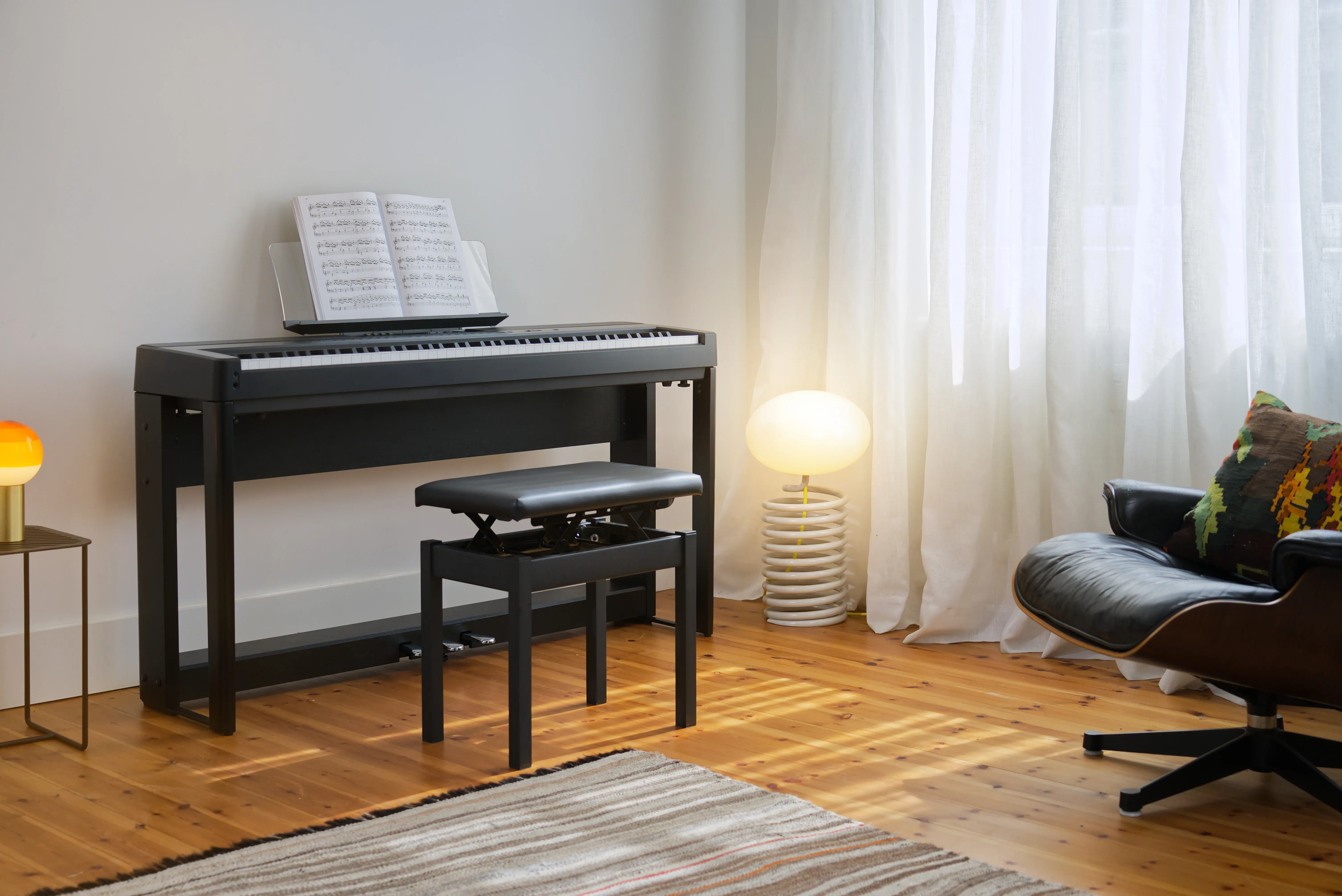 Kawai ES920 in a room setting