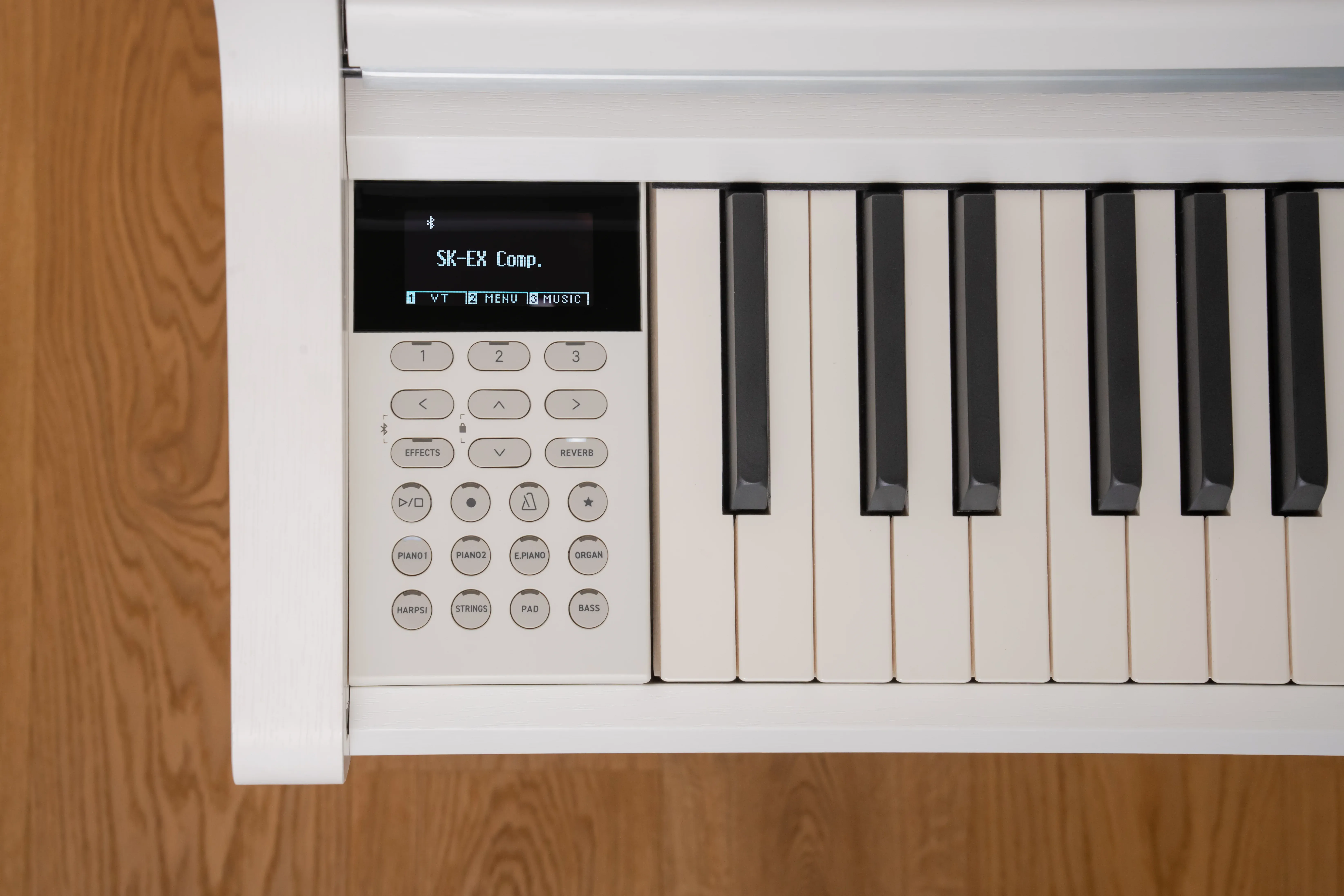 Kawai CA501 control panel and keyboard