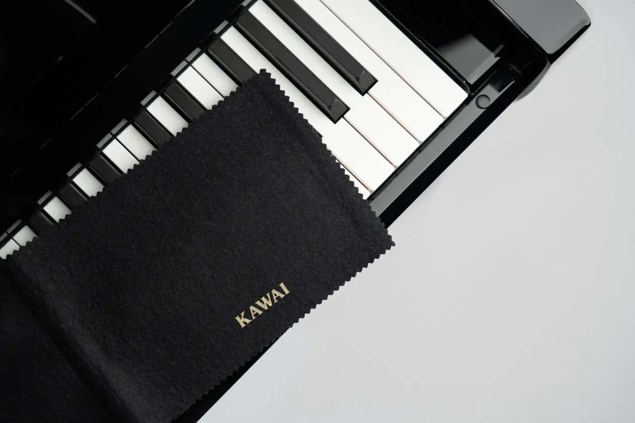 Kawai branded cloth across the K-500 keyboard